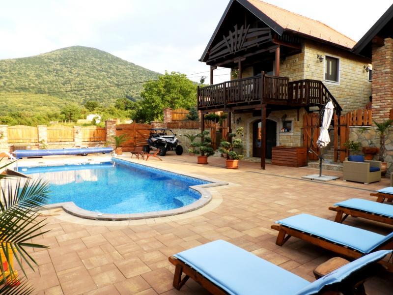 Vršac, Malo Središte - Središtanska 120m2