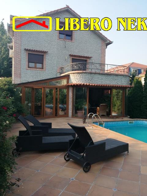 NOVI BEOGRAD BEŽANIJSKA KOSA III 1350m2 , T ,750000e