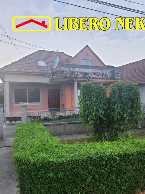 SURCIN BOLJEVCI 373m2 , 2T ,135000e