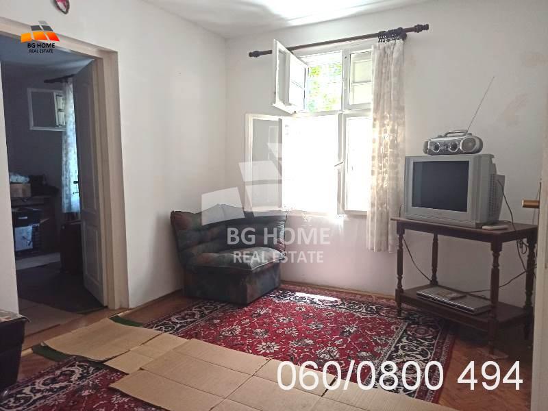 Kuća na 3.5 ari placa u Učiteljskom naselju, Raljska ID#1333