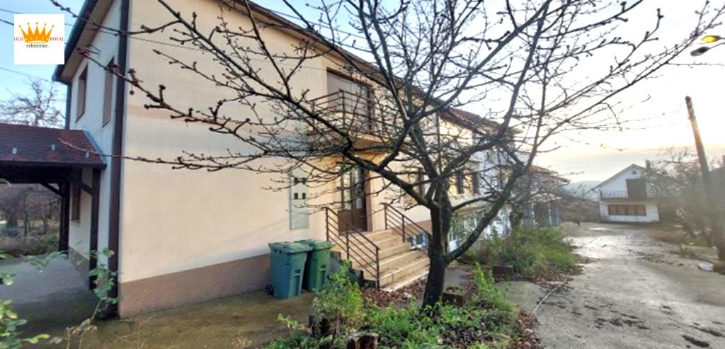 Velika Moštanica, ul. Prvog maja, 74m2, 15,71ara