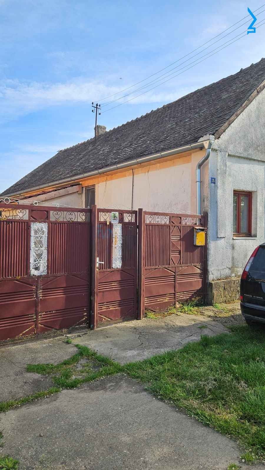 Kuća, 90 m2