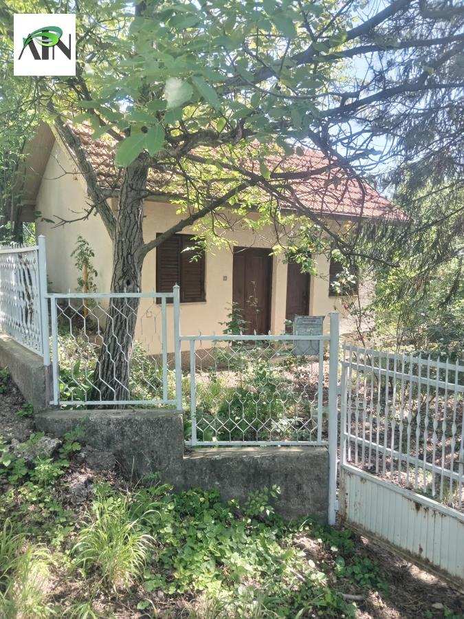 Barič, kuća sa dva stana