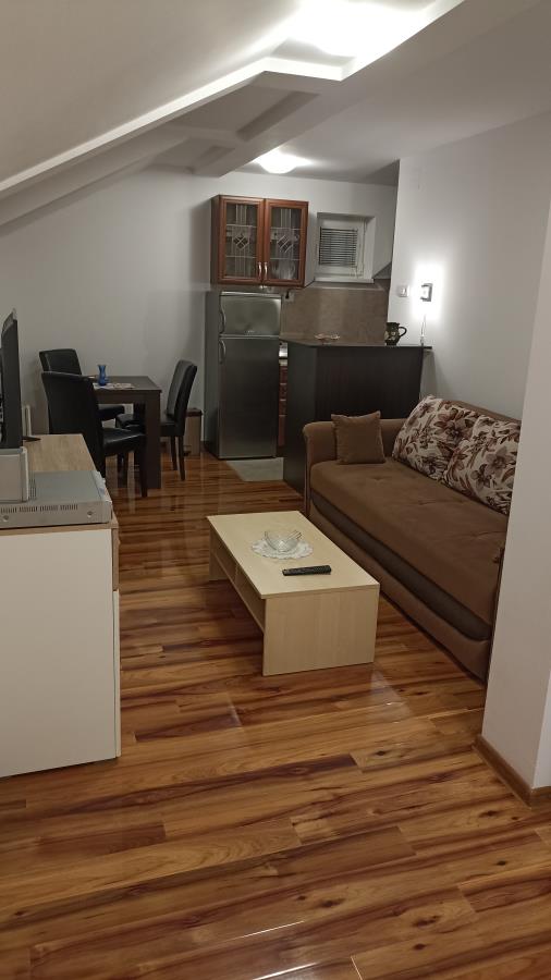 Mirijevo I, 1.5 - 38m2, M. Bulevar, namešten, sa parkingom