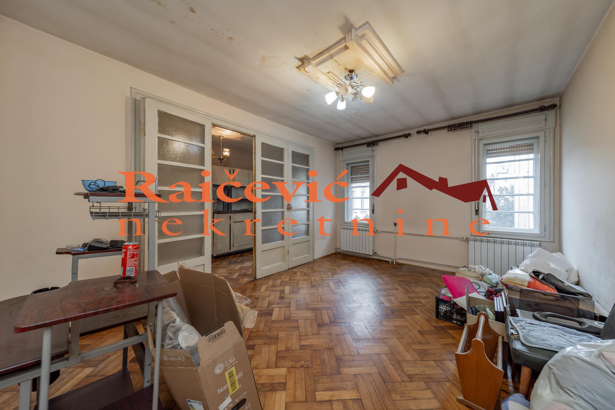 STARI GRAD CENTAR 77m2 , L ,385000e