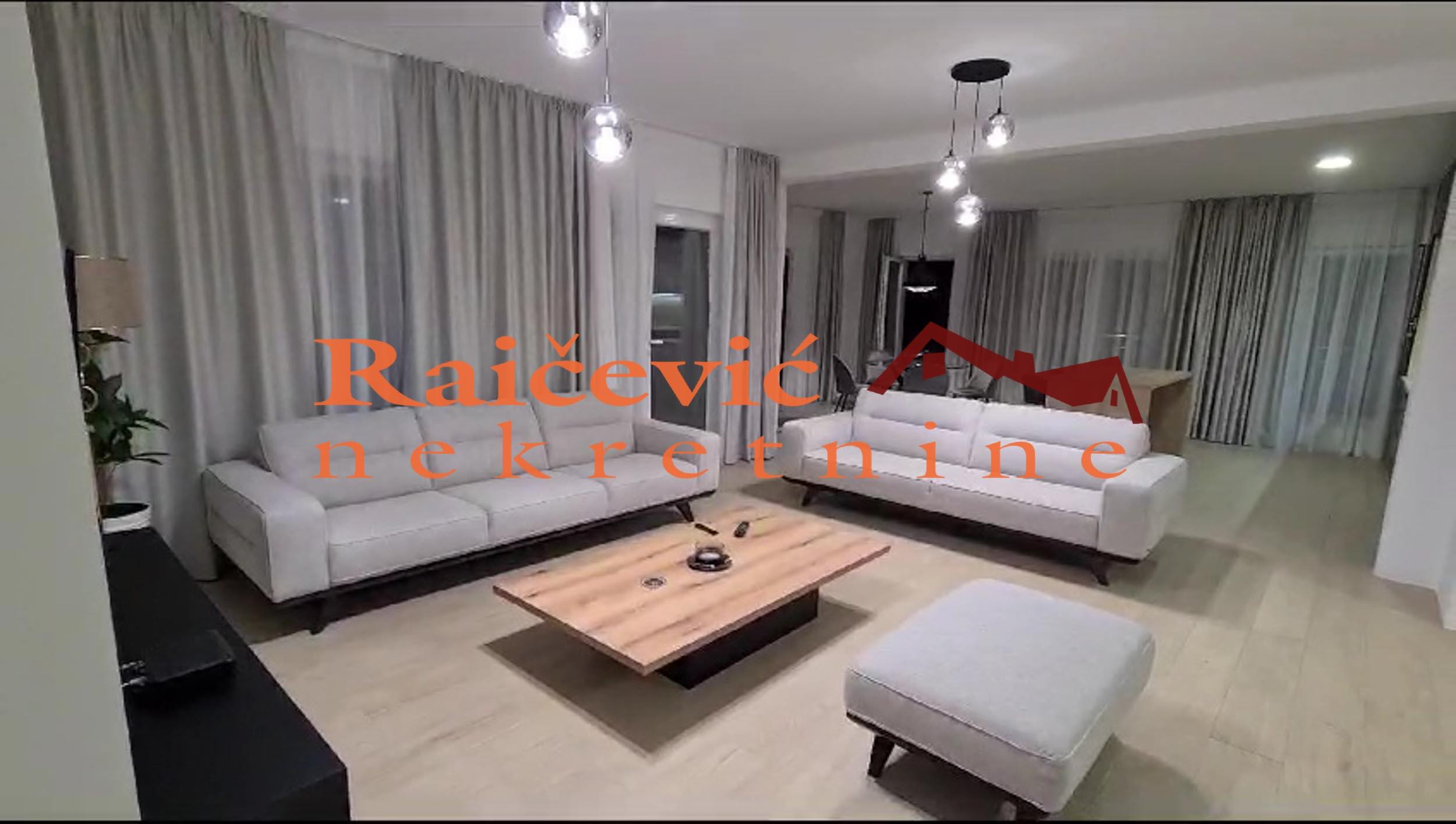 SAVSKI VENAC DEDINJE 180m2 , T ,900000e