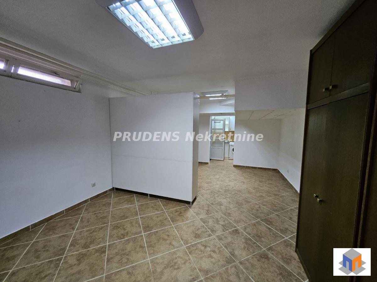 Bežanijska kosa 2, 35m2, odmah useljiv
