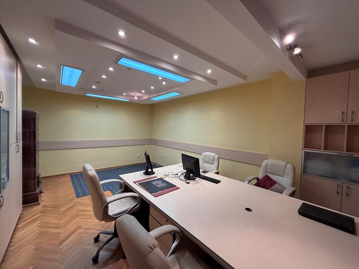 Četvorosoban stan kod Bitef teatra, VPR, 60m2