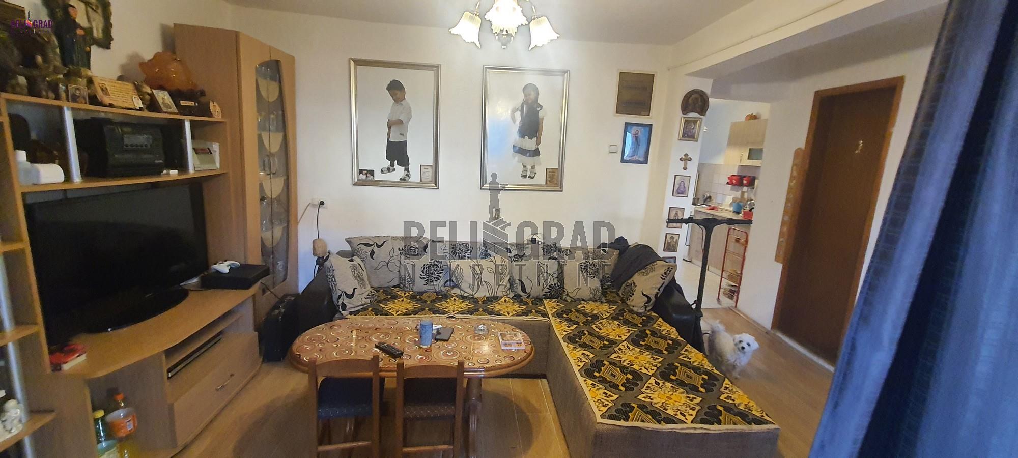 Mali Mokri Lug, Jablanička