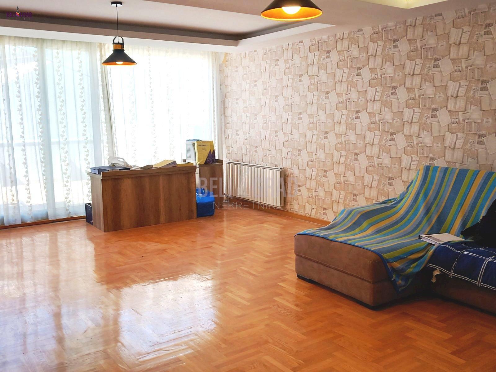 Nov, odličan, 66m2+30m2 dve terase