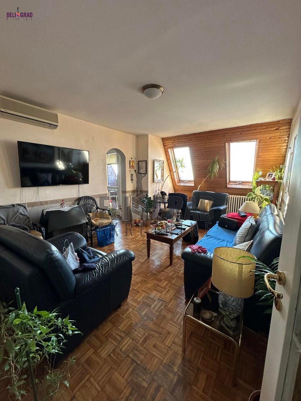 Duplex, Golf naselje