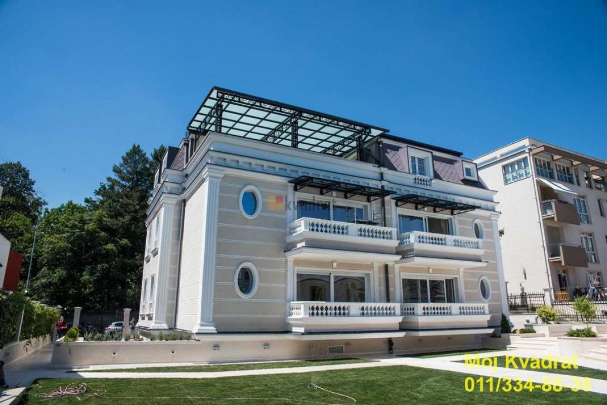 Savski venac, Dedinje - Pivljanina Baja, 1400m2