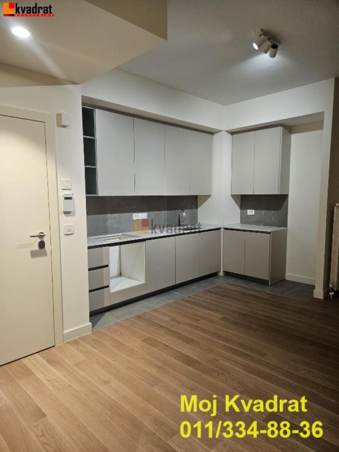 Beograd na vodi - Luke Ćelovića Trebinjca (BW Quartet 1), 93m2 - ODMAH USELJIV - BAŠTA 50m2 GRATIS!