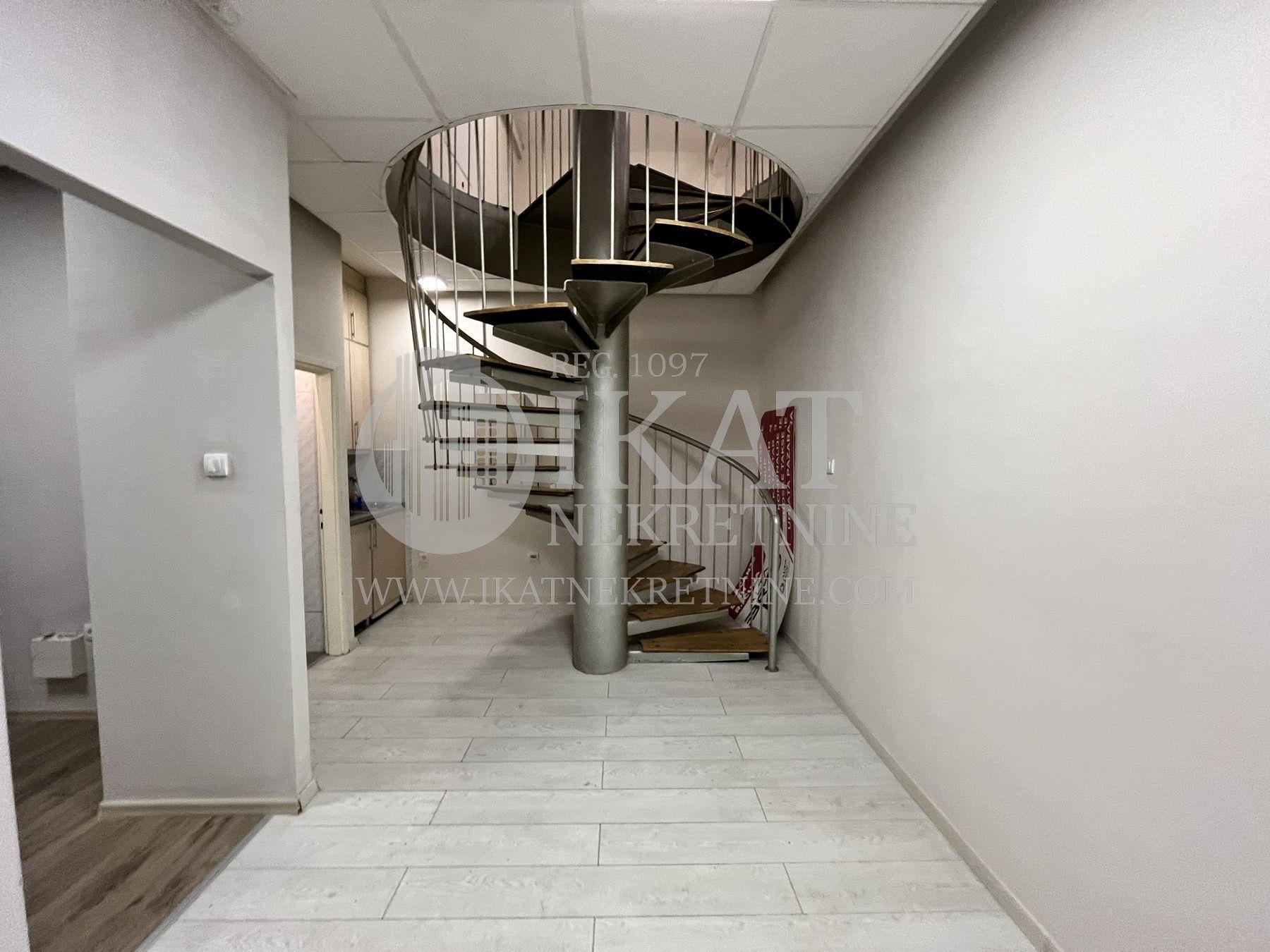 Zemun, poslovni prostor 70m2 ID#3211