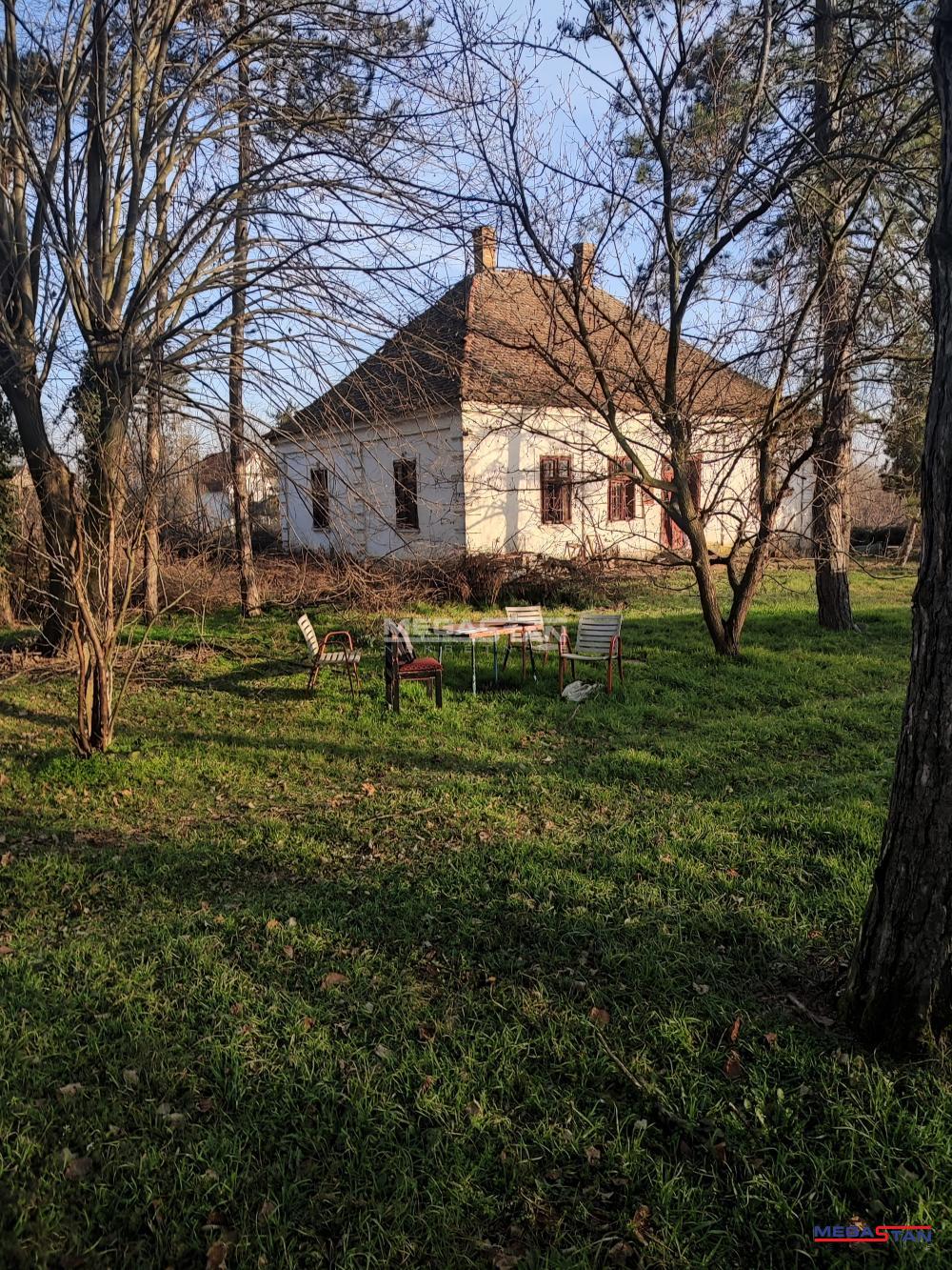 Obrenovac - Ratari, kuća sa placem