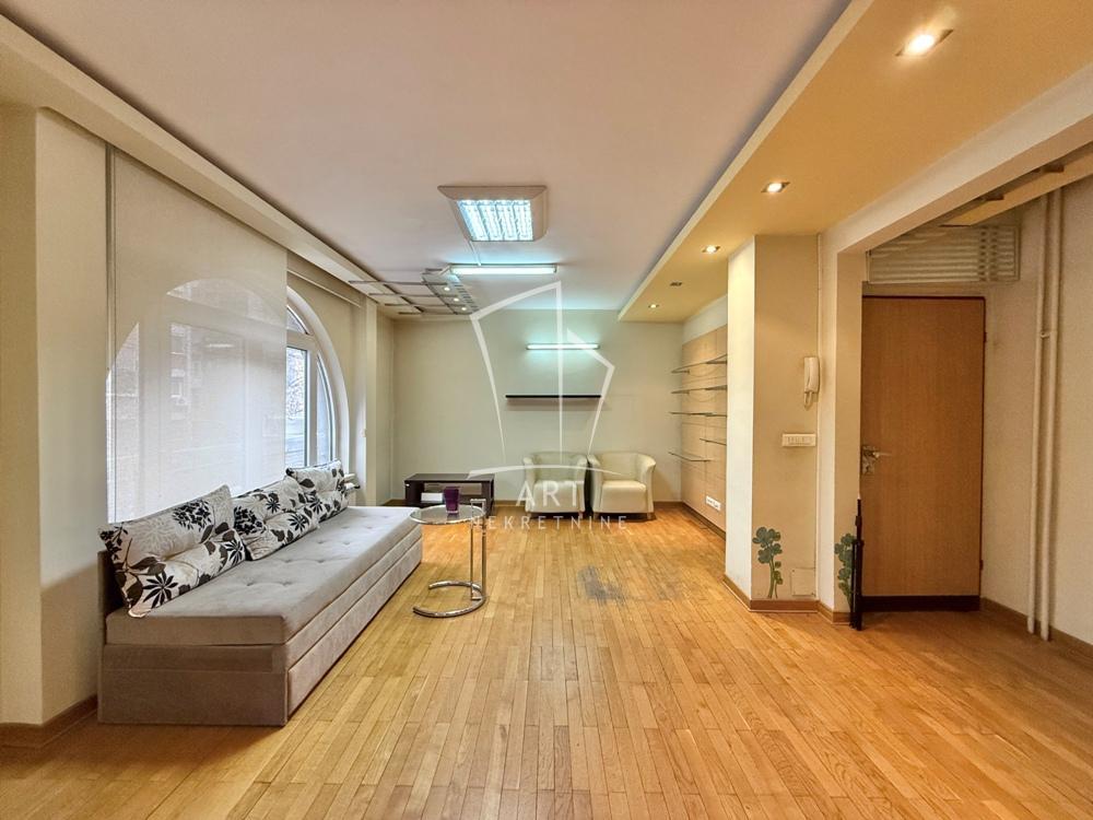 Izuzetna gradska lokacija ID#10232