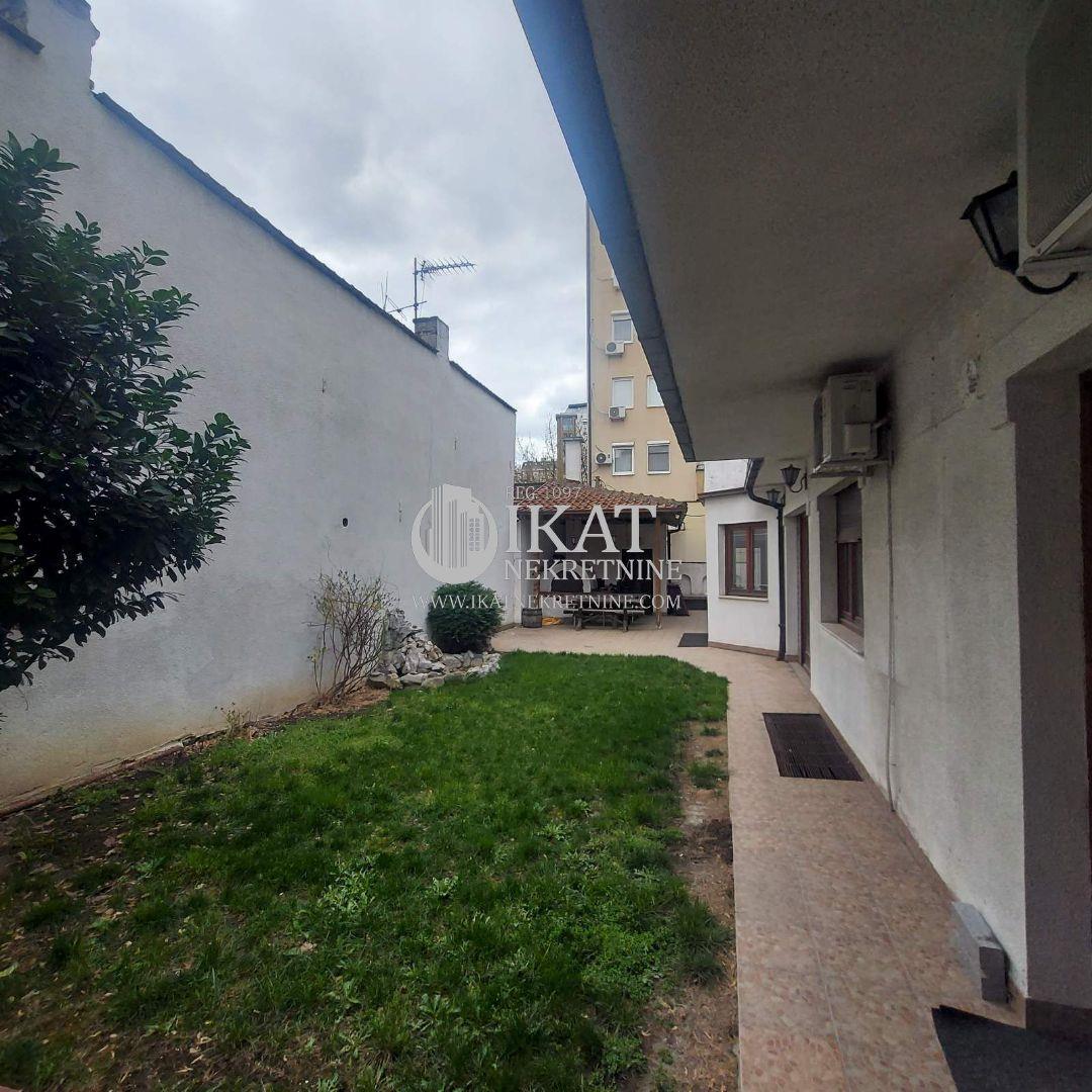 Gradska bolnica, Zvezdara kuća 596m2 vrlo retko u ponudi ID#