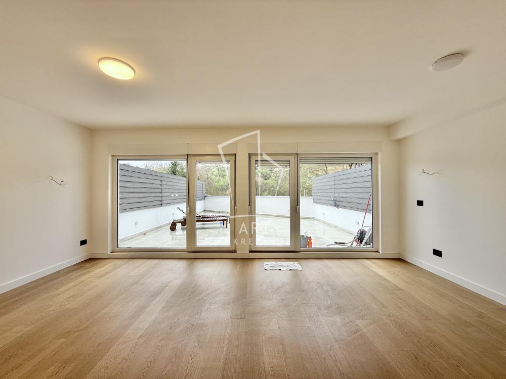 Dedinje, kompletno renoviran luxuzan duplex ID#10449