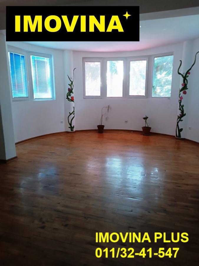 Čukarica, Filmski grad - Arčibalda Rajsa, 180m2