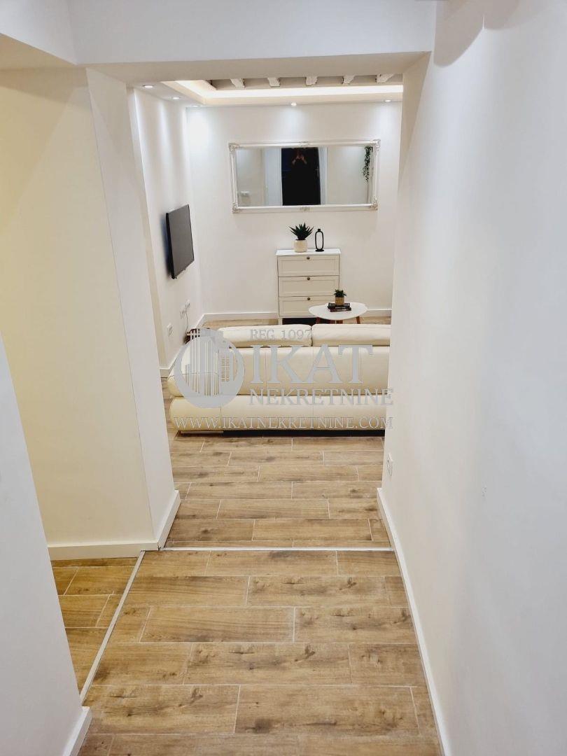 Vračar, Vukov spomenik 44m2 ID#4234