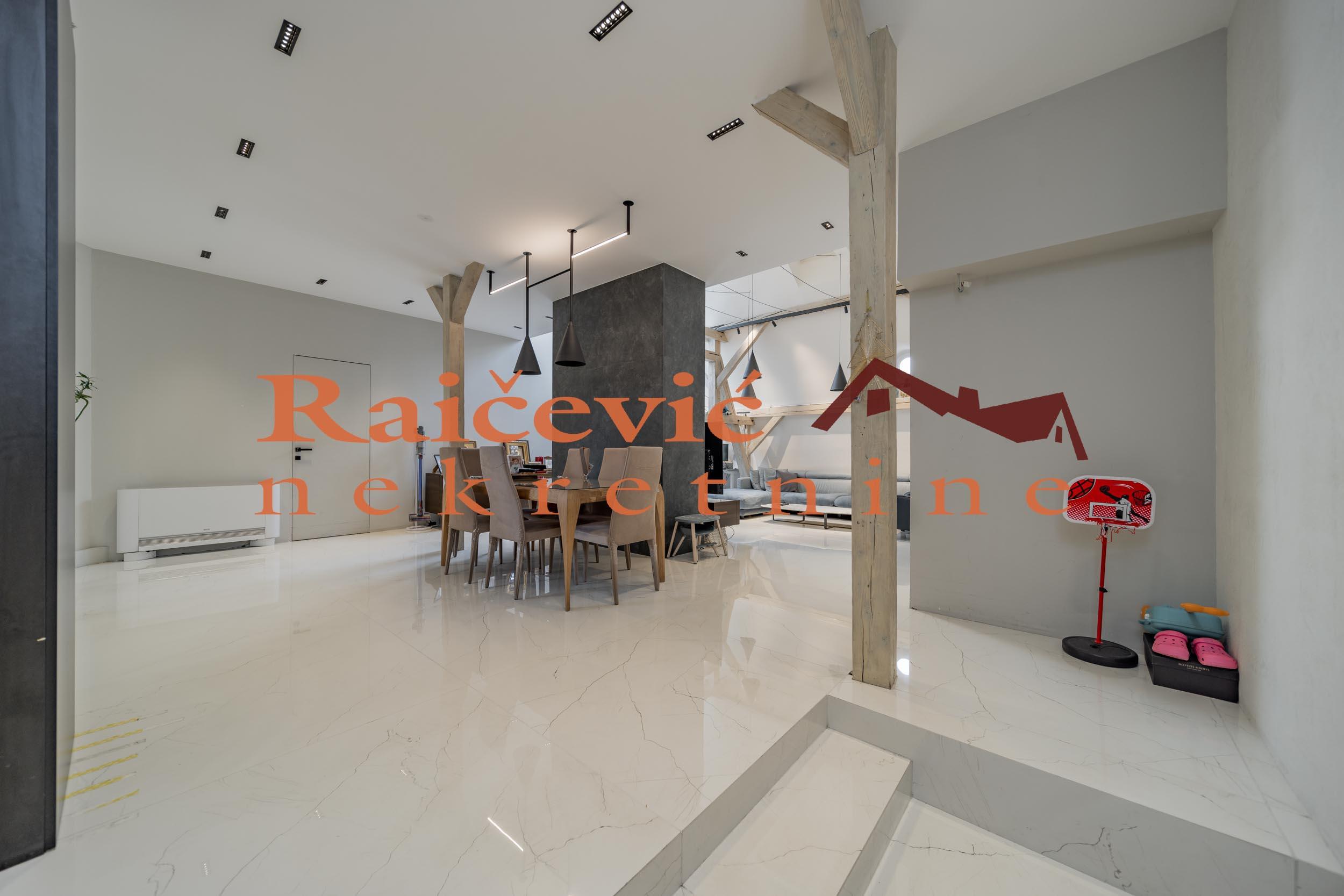 STARI GRAD CENTAR 160m2 , T ,900000e