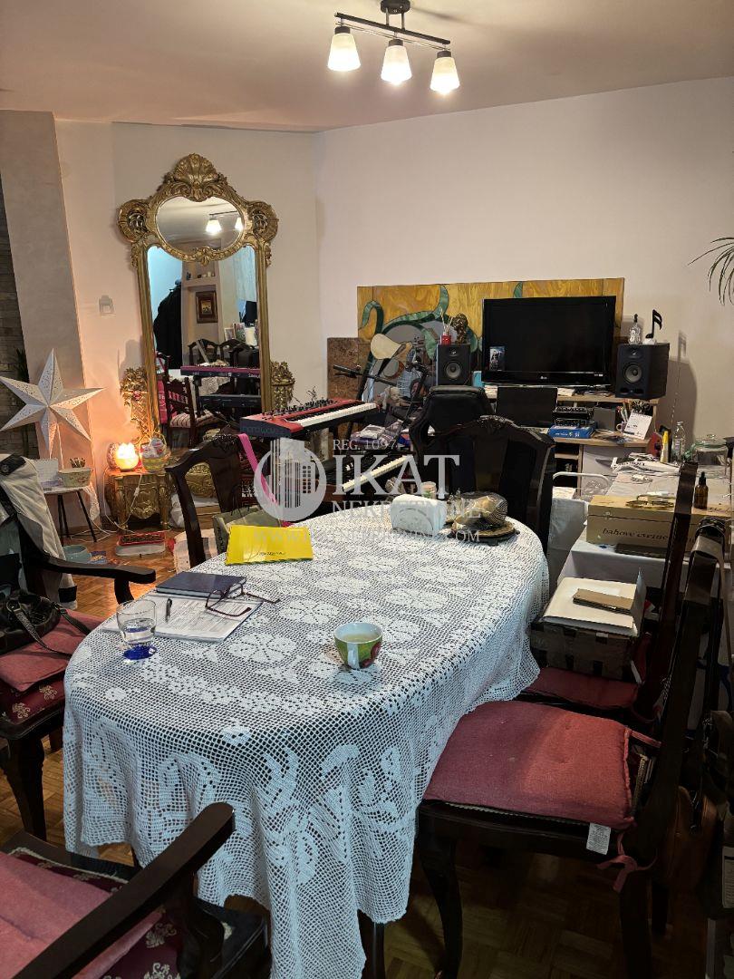 Novi Beograd, Antifašističke borbe, 135m2 ID#4257