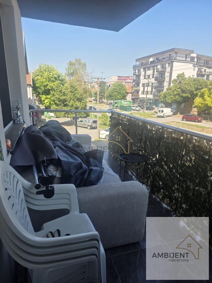 Trosoban stan u Staroj Pazovi - novogradnja! Odmah useljiv
