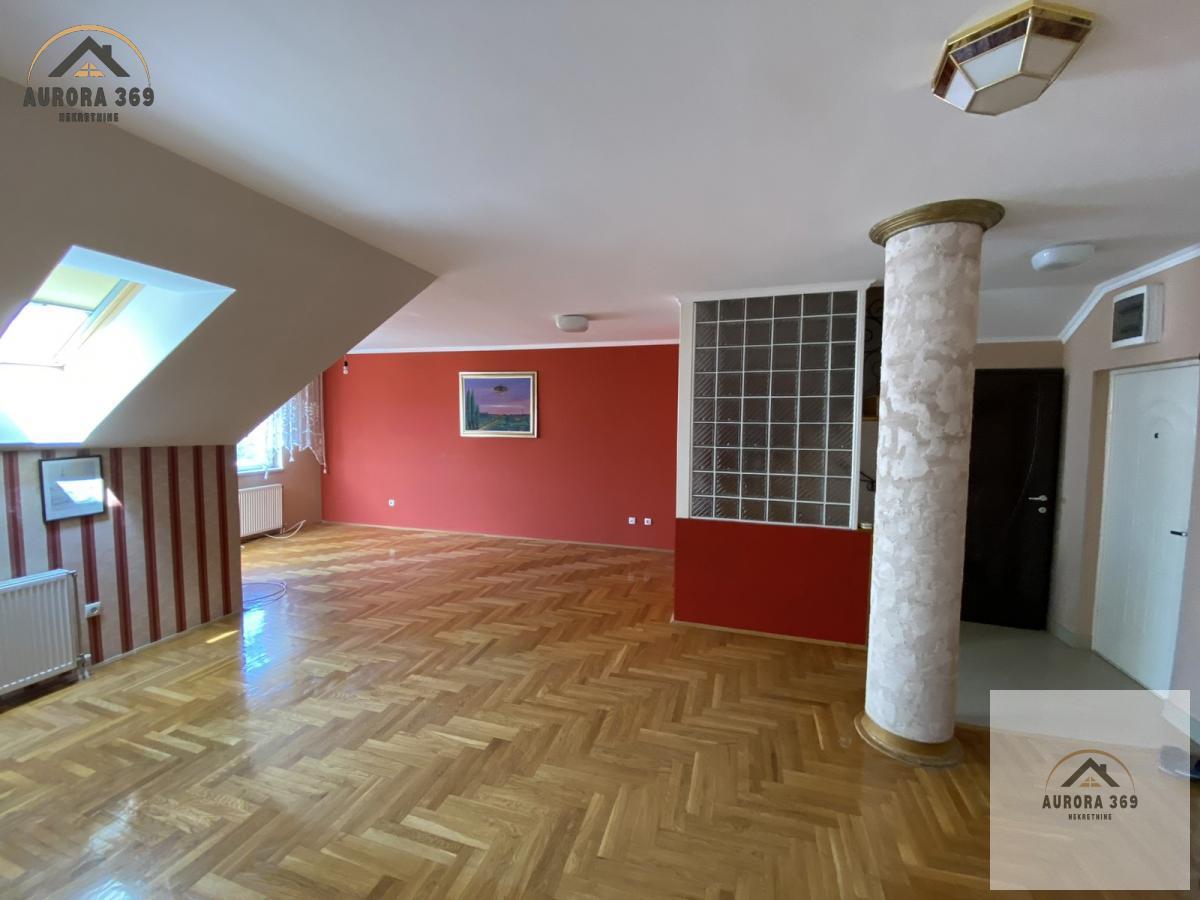 NOVI SAD, BETANIJA. FENOMENALAN DUPLEX 100m2 SA GARAŽOM