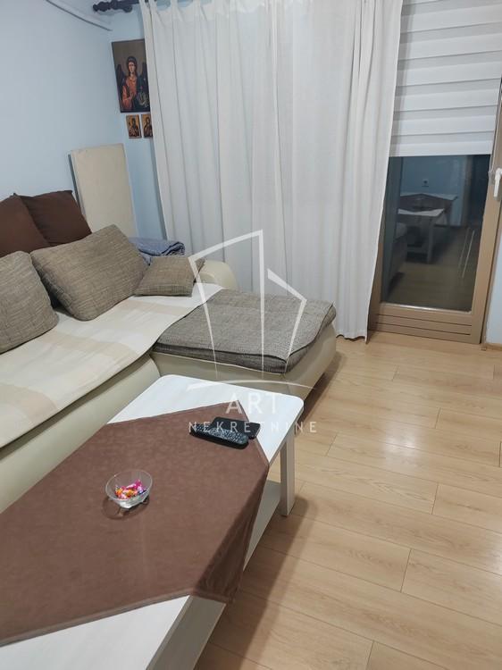 Retko u ponudi, 3.0, sa terasom i dvorištem ID#14382