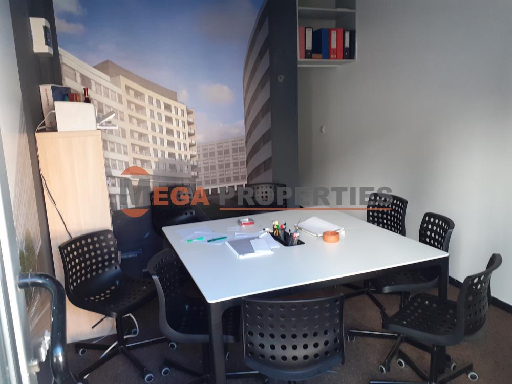 Đeram pijaca, Lokal, 18m2 uknjiženo ID#1003