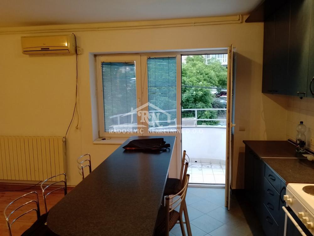 Filmski grad, Arčibalda Rajsa, 180m2, terasa ID#1480