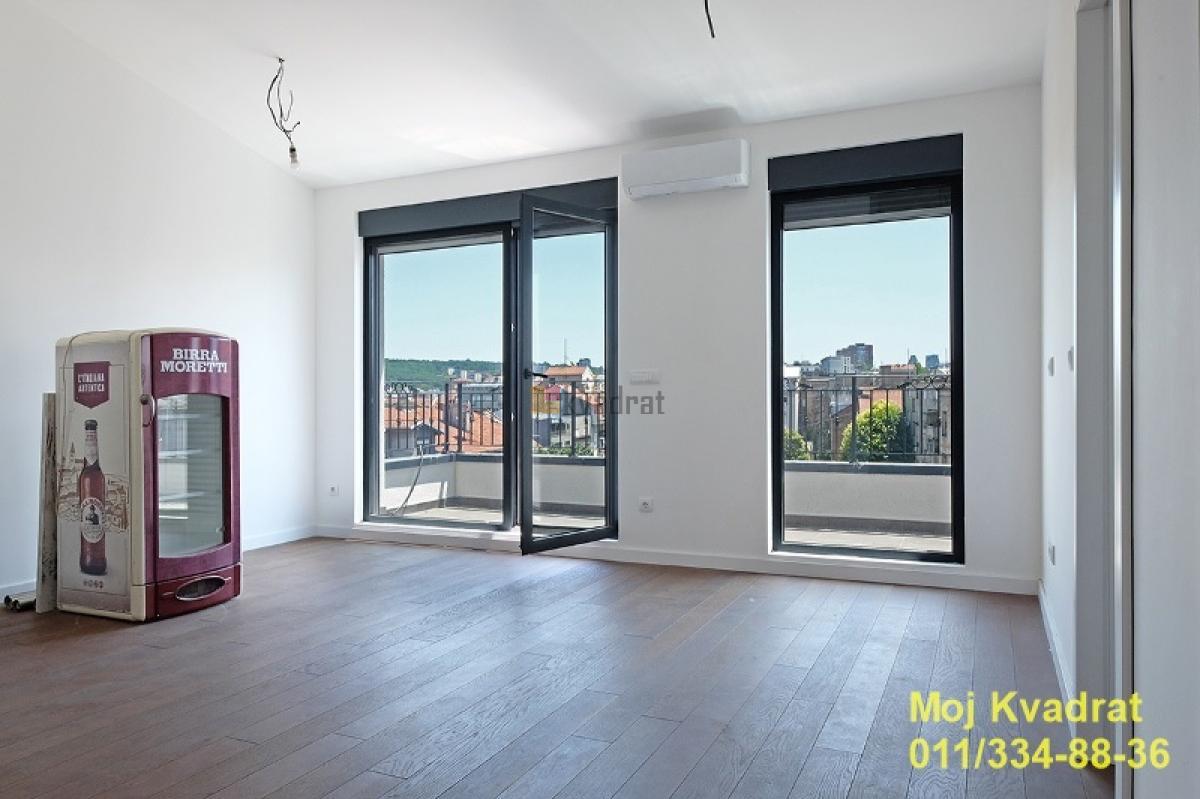 Zvezdara, Vukov spomenik - Luke Vukalovića, 92m2