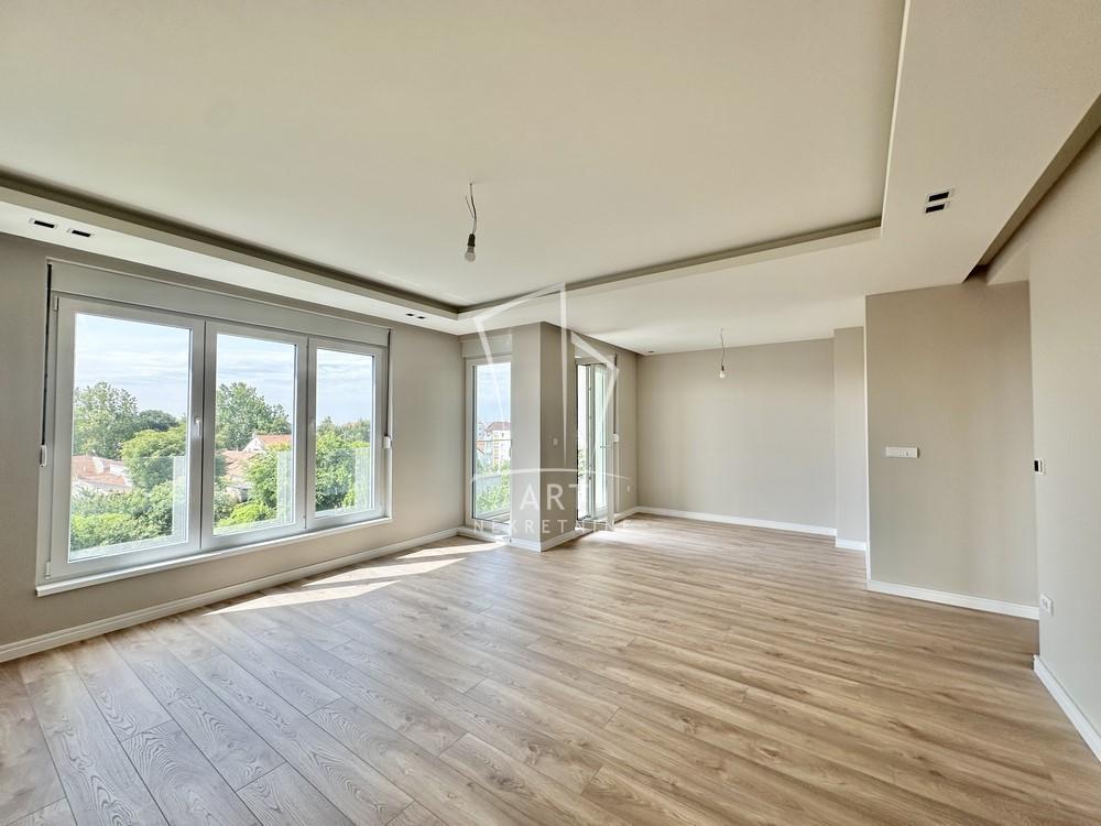 Zemun, novogradnja, 119m2, sa dva garažna mesta ID#11002