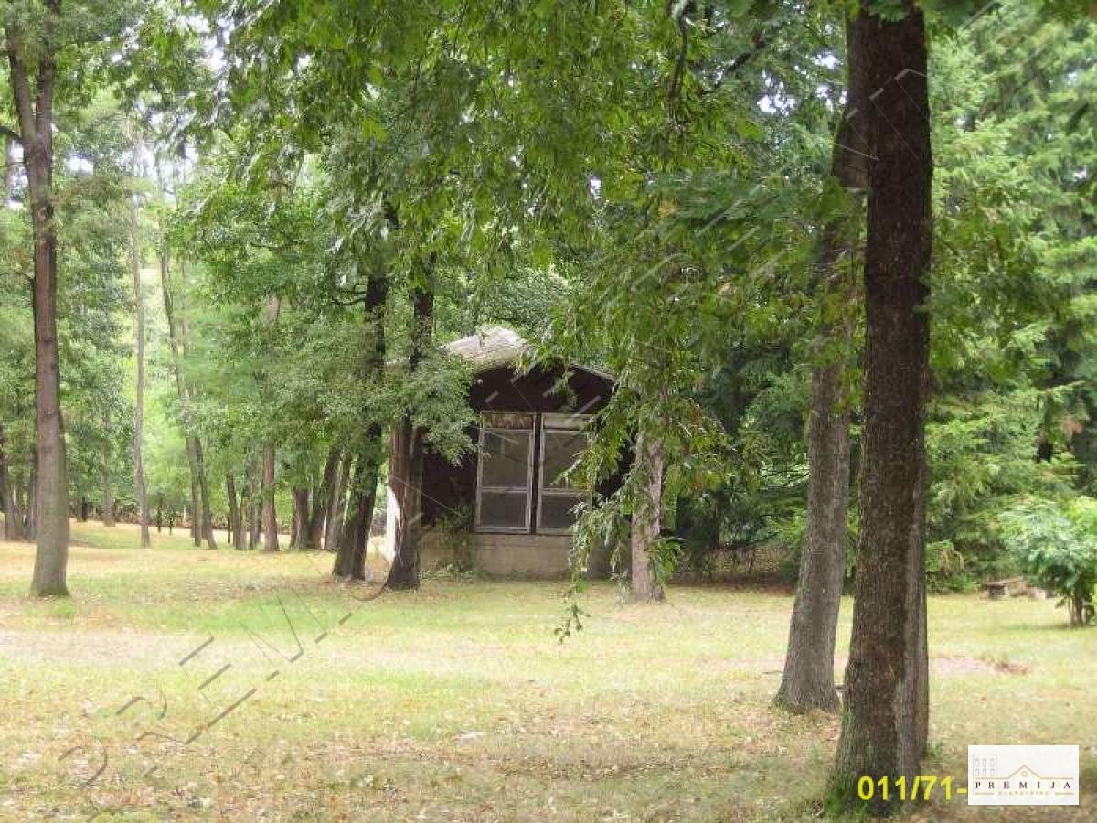 Plac Draževac, Baljevački put, 15 ari