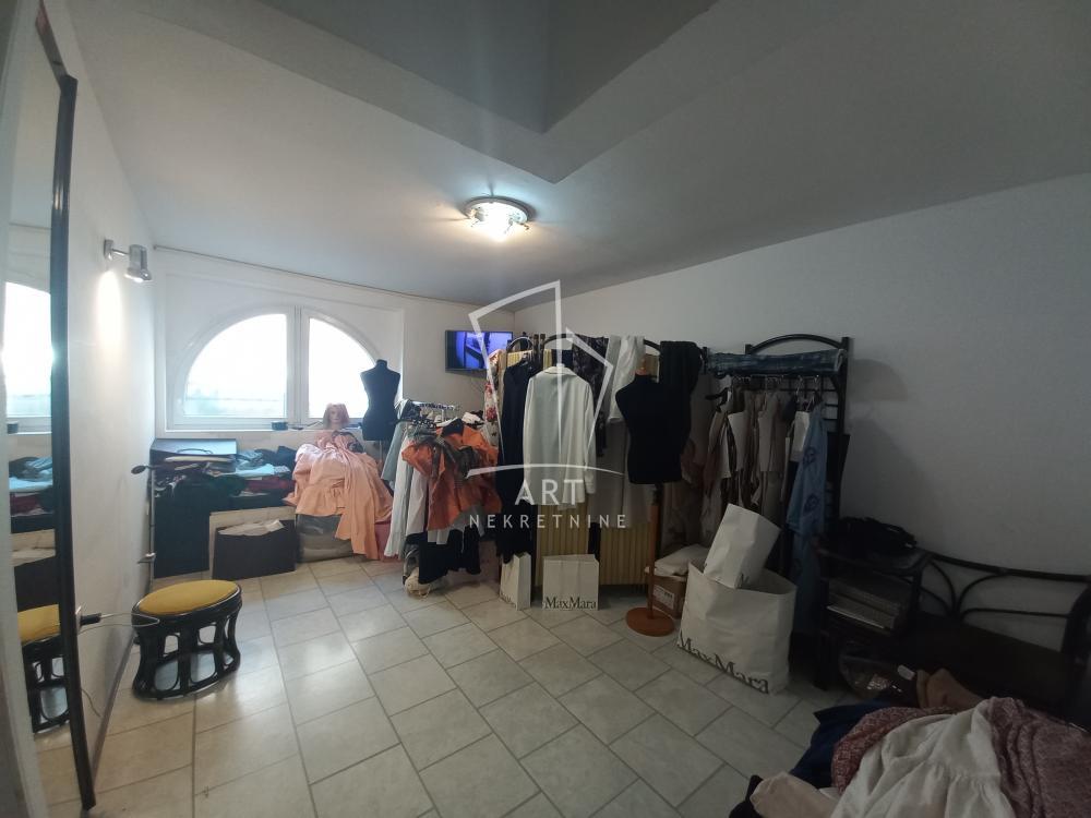 Atelje 212, uknjiženo i mereno 40m2 ID#11228