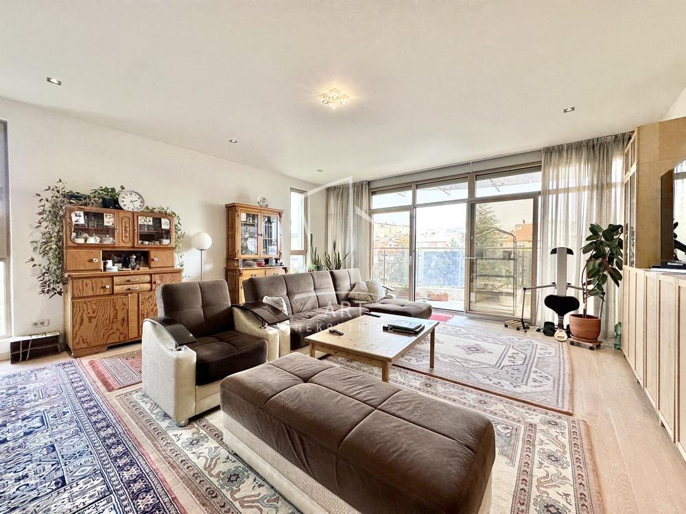 Vračar, 5.0 dupleks, velika terasa ID#11264