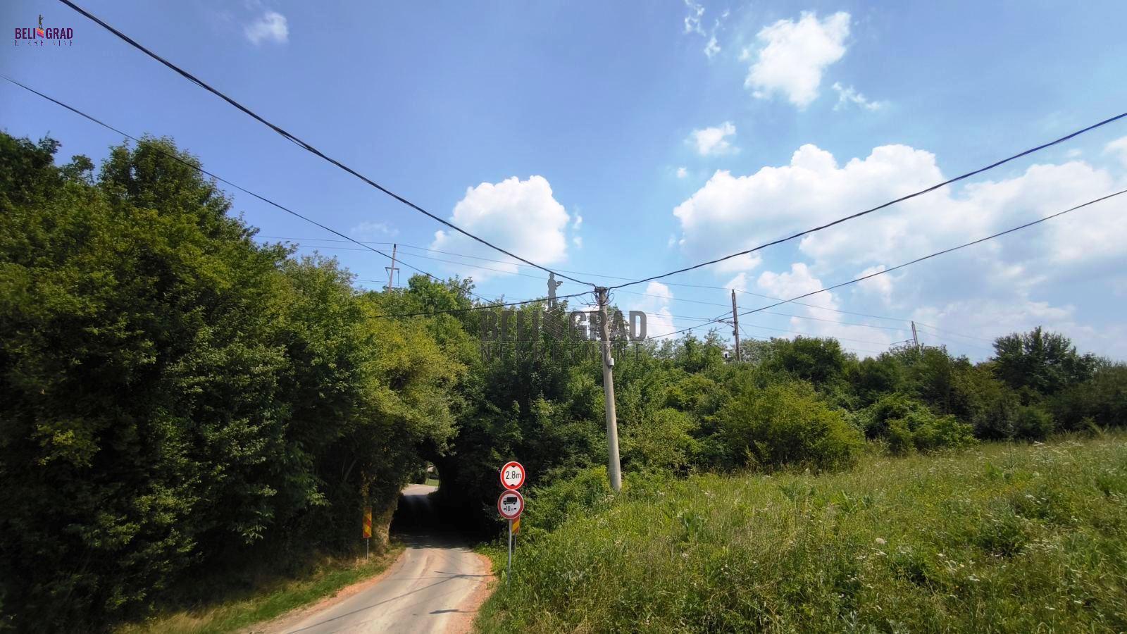 Uknjižen plac u Barajevu