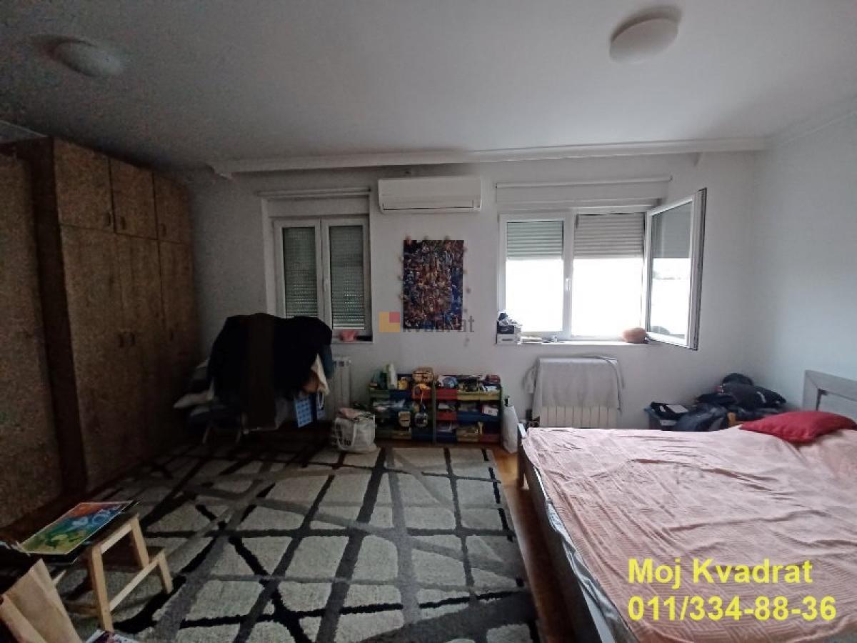 Voždovac, Lekino brdo - Maksima Grokog, 108m2