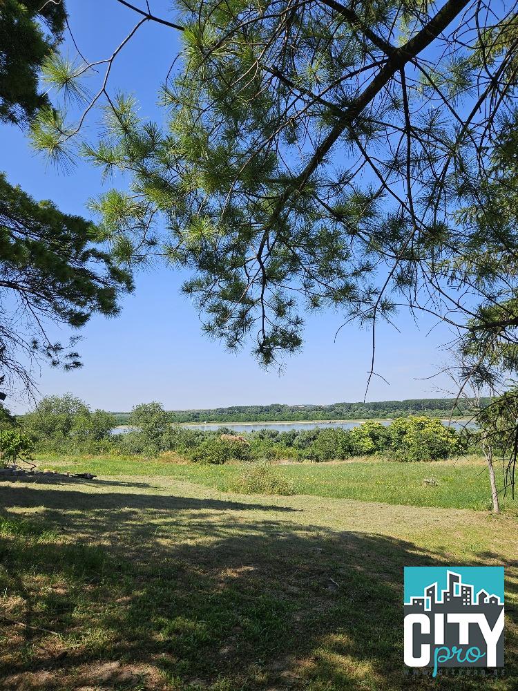 Stari Slankamen, 50a, pogled na Dunav! ID#1878