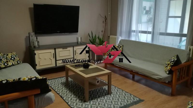 KAPETANA MILOŠA ŽUNJIĆA 103M2 MERENO+ 83M2 DVORIŠTE