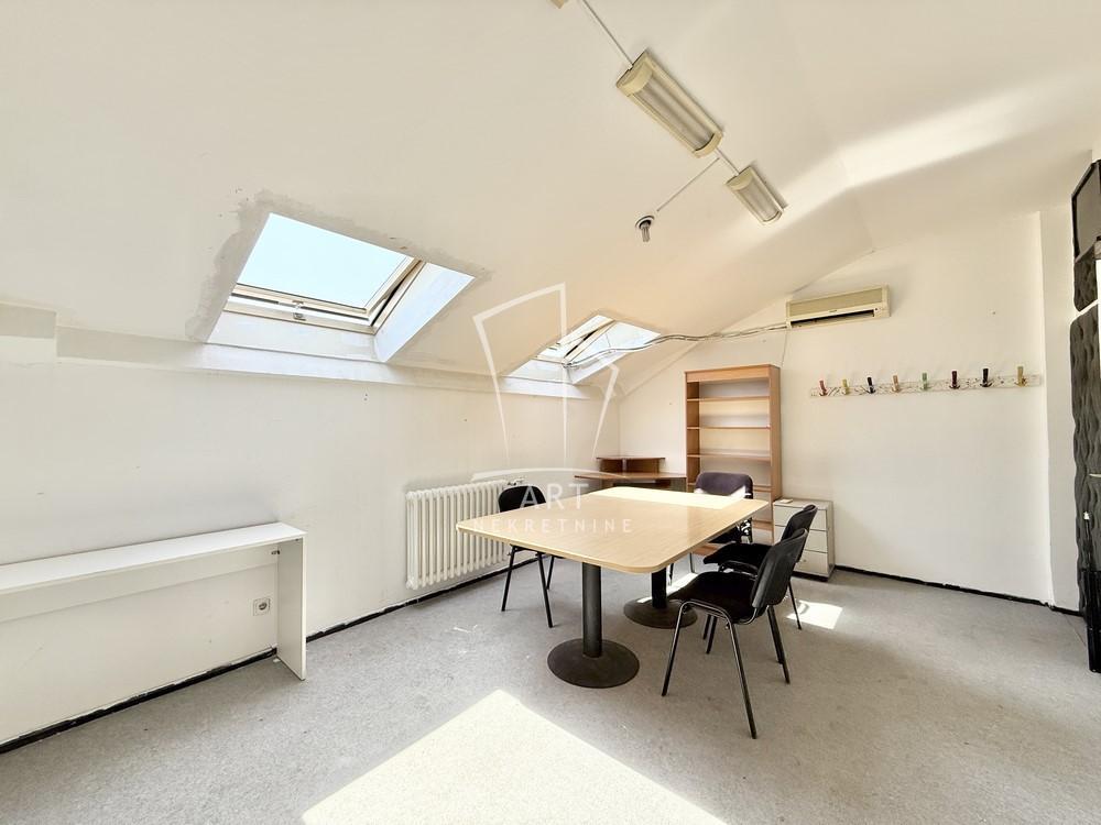 TC Vidikovac, uknjižen atelje-studio, stambeni ili poslovni 