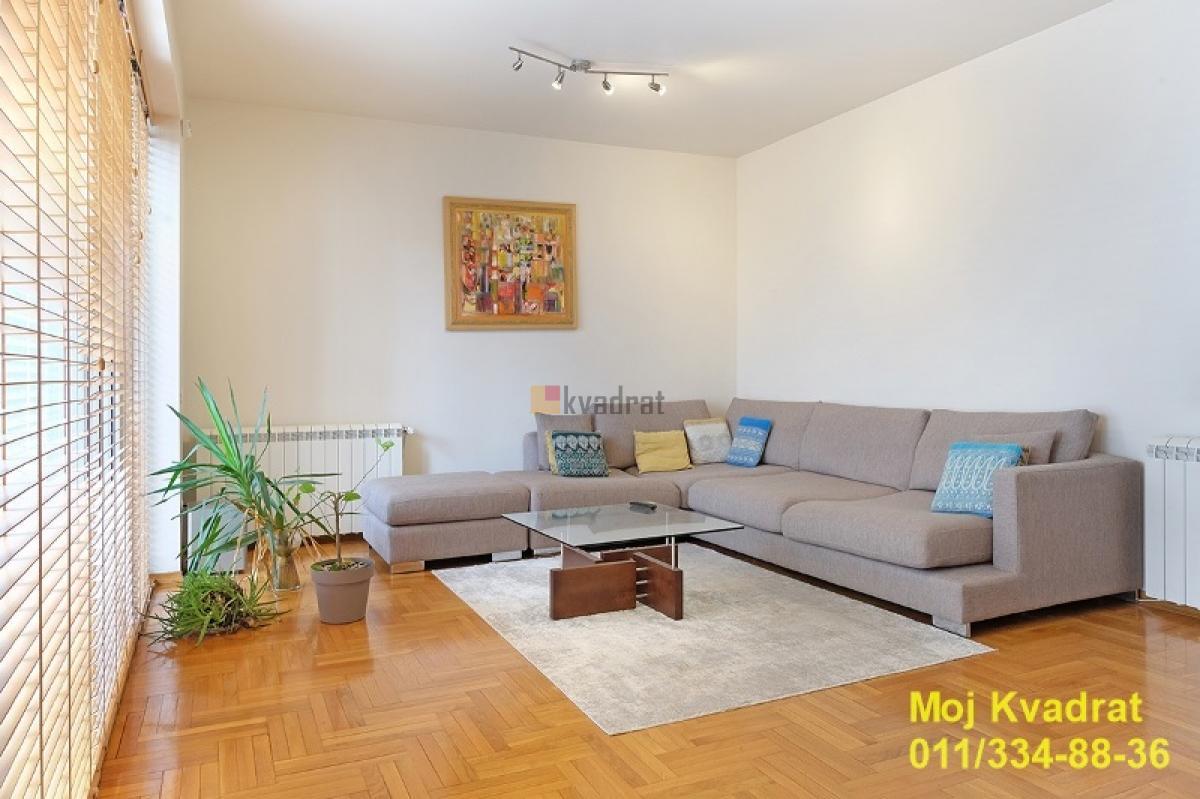 Zvezdara, Bulbulder - Marka Oreškovića, 300m2