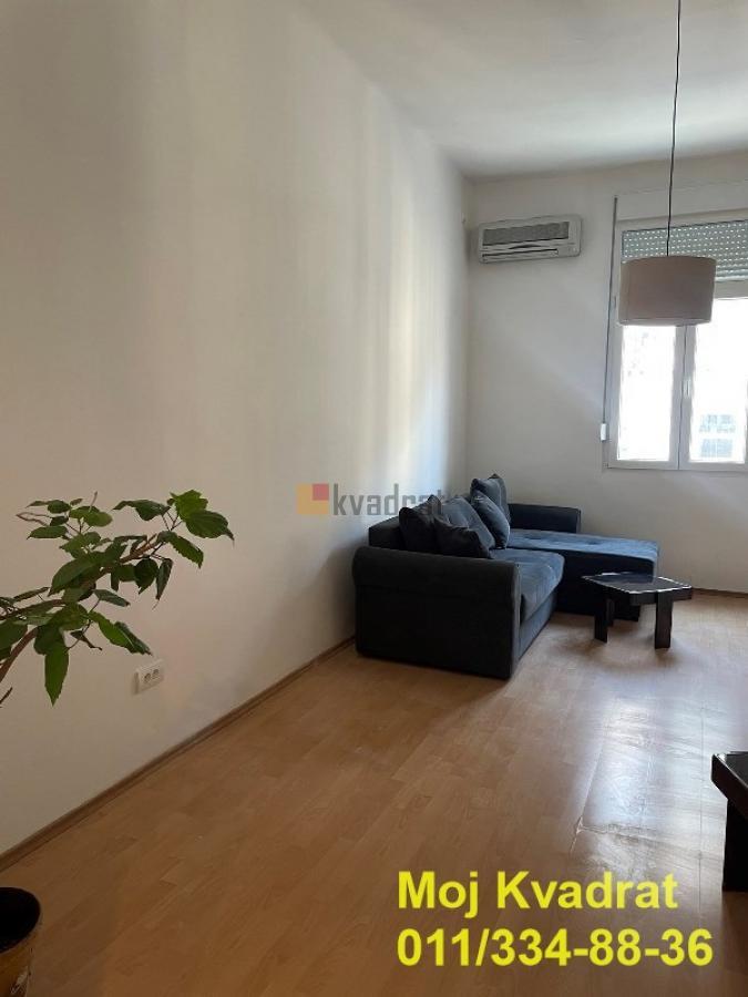 Stari grad, centar - Kneza Mihaila, 47m2