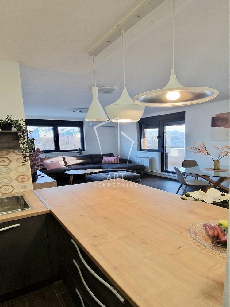 Vračar,  Južni bulevar, lux četvorosoban ID#15592