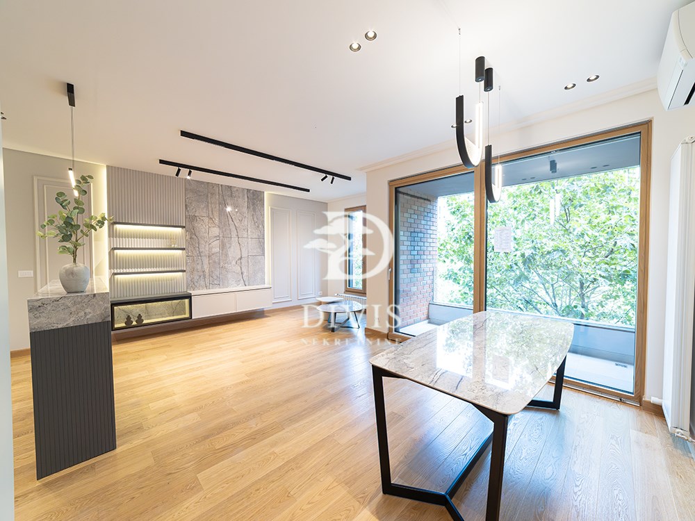 Izdajemo lux 3.0 stan, 94m2, Bulevar kralja Aleksandra