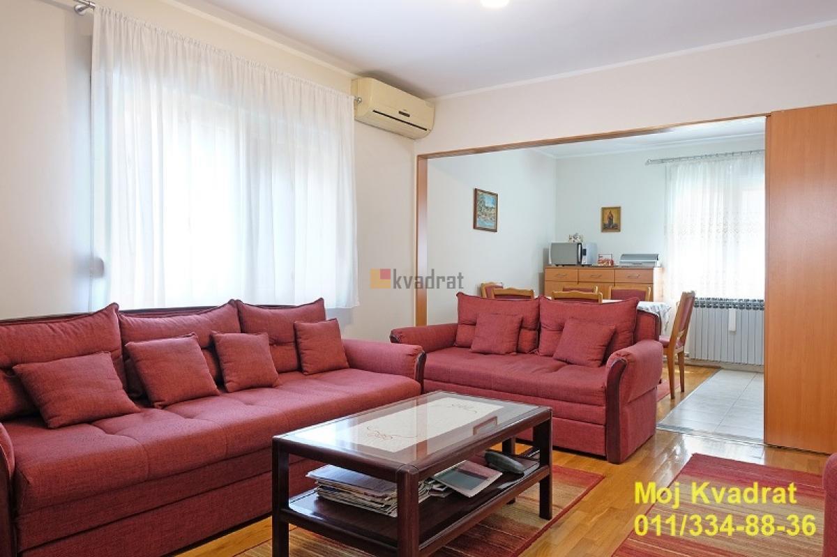 Zemun, Novi grad - Kumanovska, 92m2