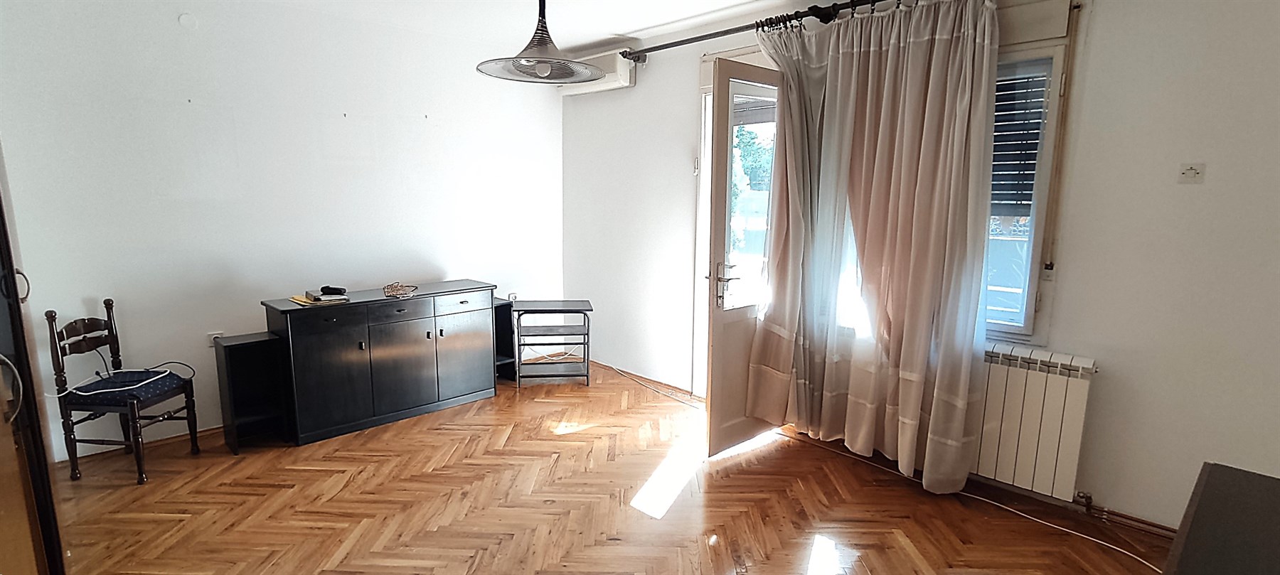 Stara Višnjička banja, 3.0, odmah useljiv, svetao, uknj