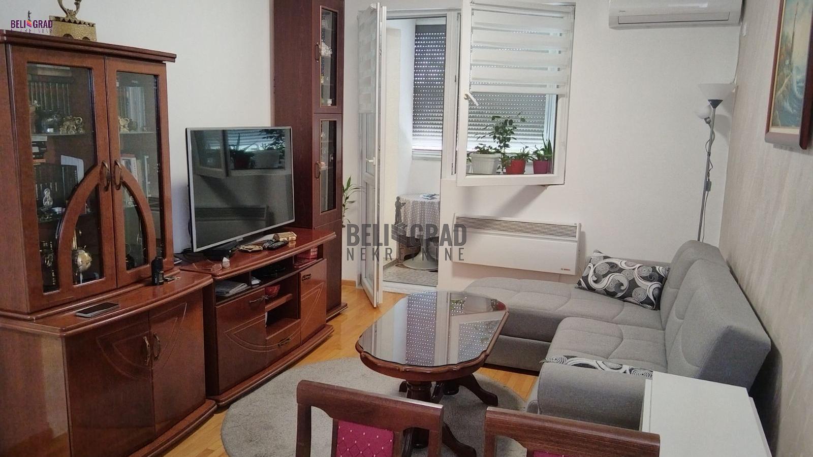 Mirijevo, jednoiposoban sa garažom