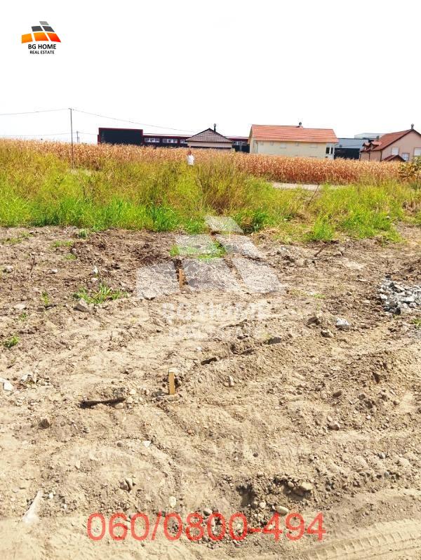 Plac od 12.5 ara-Surčin-Ledine, Sremskih partizana ID#3403