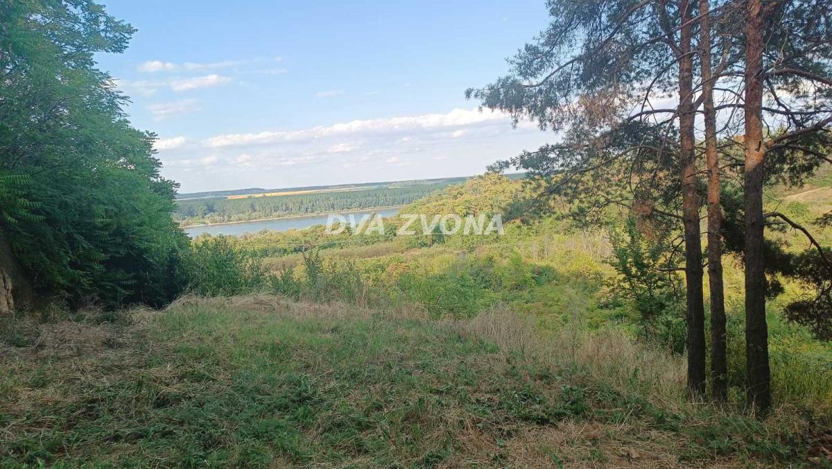 VIKENDICA SA POGLEDOM NA DUNAV – PRILIKA ZA UREĐENJE PO VAŠOJ MERI-STARI SLANKAMEN